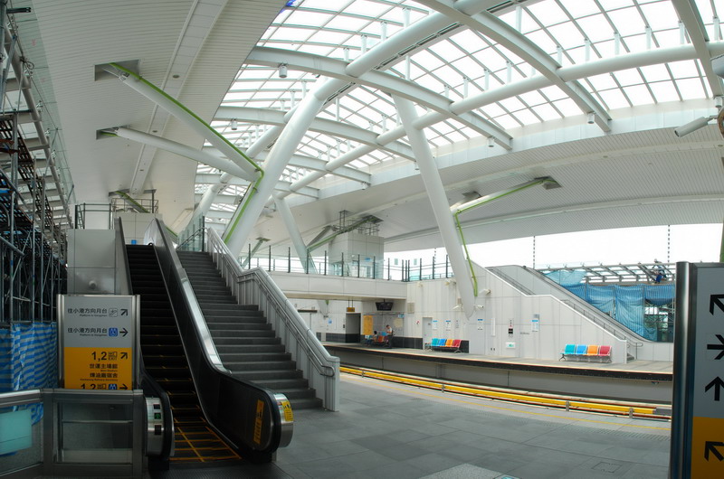 高捷系列-R17世運站