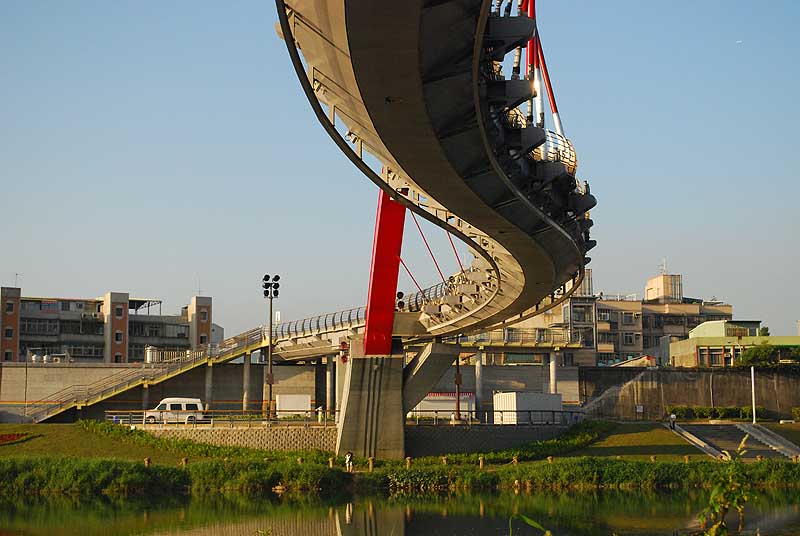 松山彩虹橋
