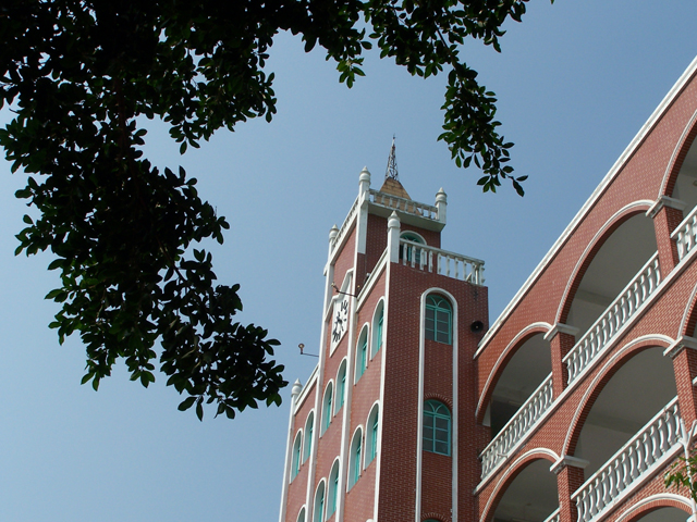 台湾远东科技大学图片