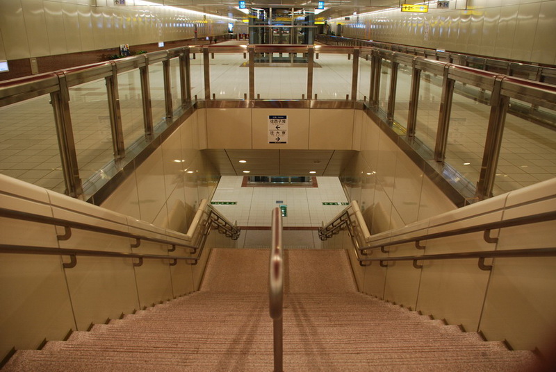 高捷系列-O11鳳山西站